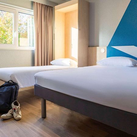 Ibis Budget Tours Sud Chambray-les-Tours Bagian luar foto
