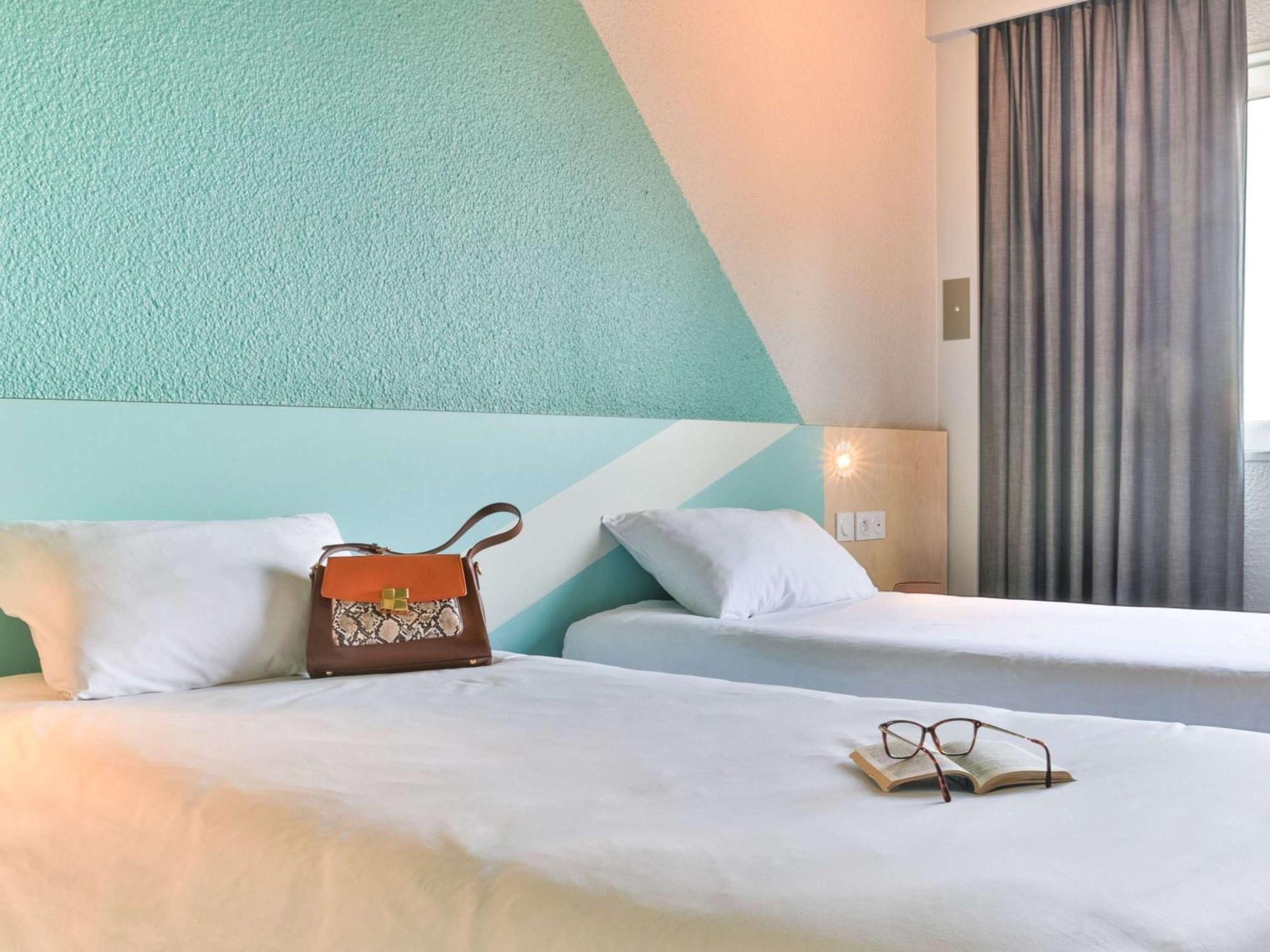 Ibis Budget Tours Sud Chambray-les-Tours Bagian luar foto