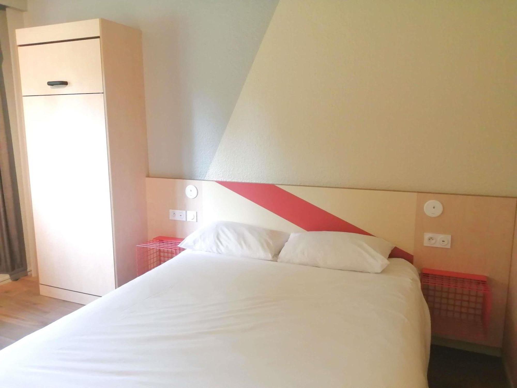 Ibis Budget Tours Sud Chambray-les-Tours Bagian luar foto